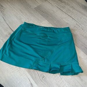 Lola golf skort